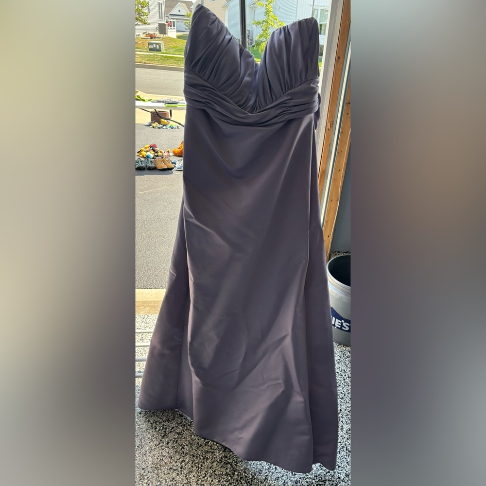 Formal gown/dress